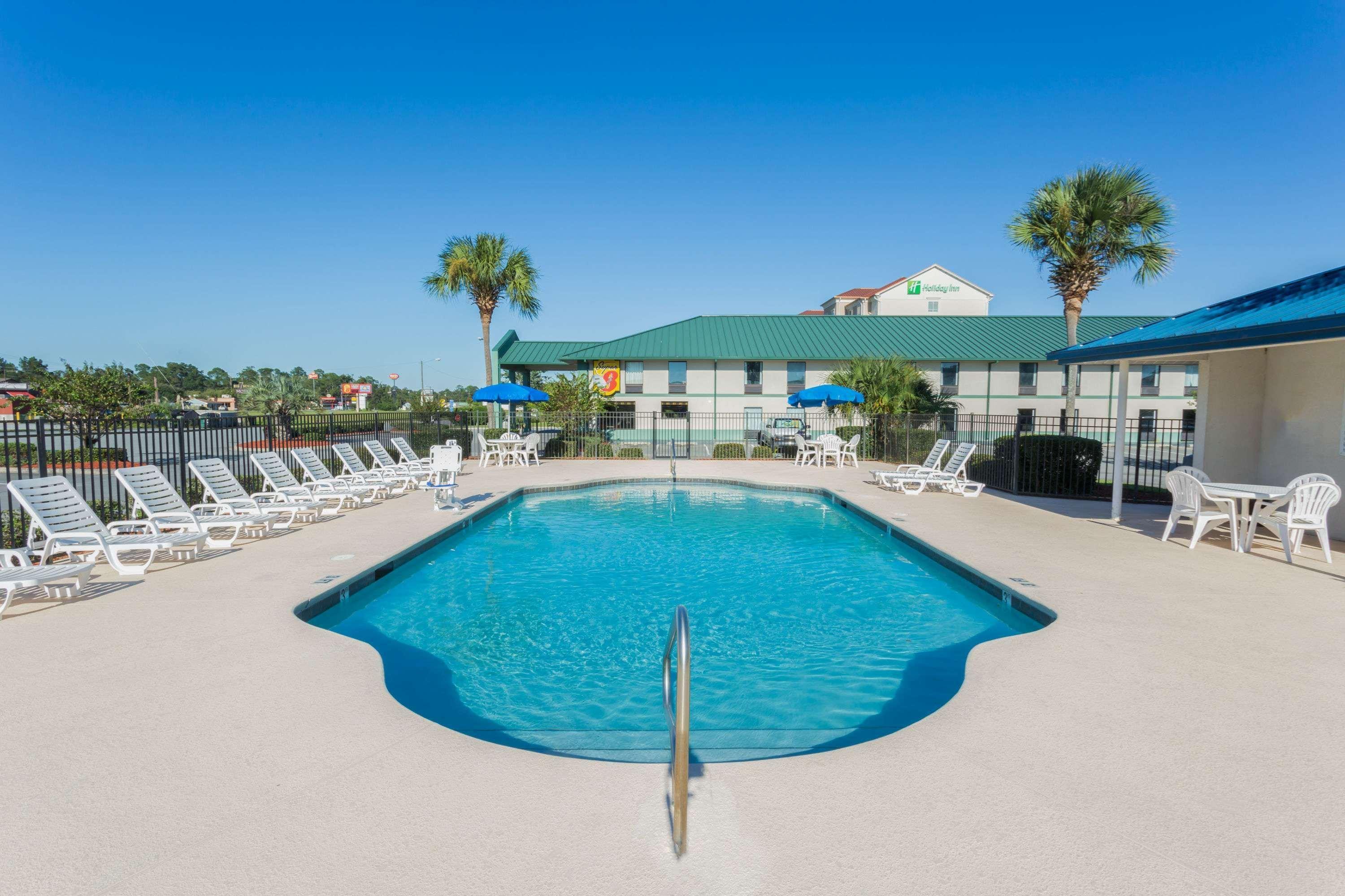 Отель Super 8 By Wyndham Valdosta Ga I-75 Экстерьер фото
