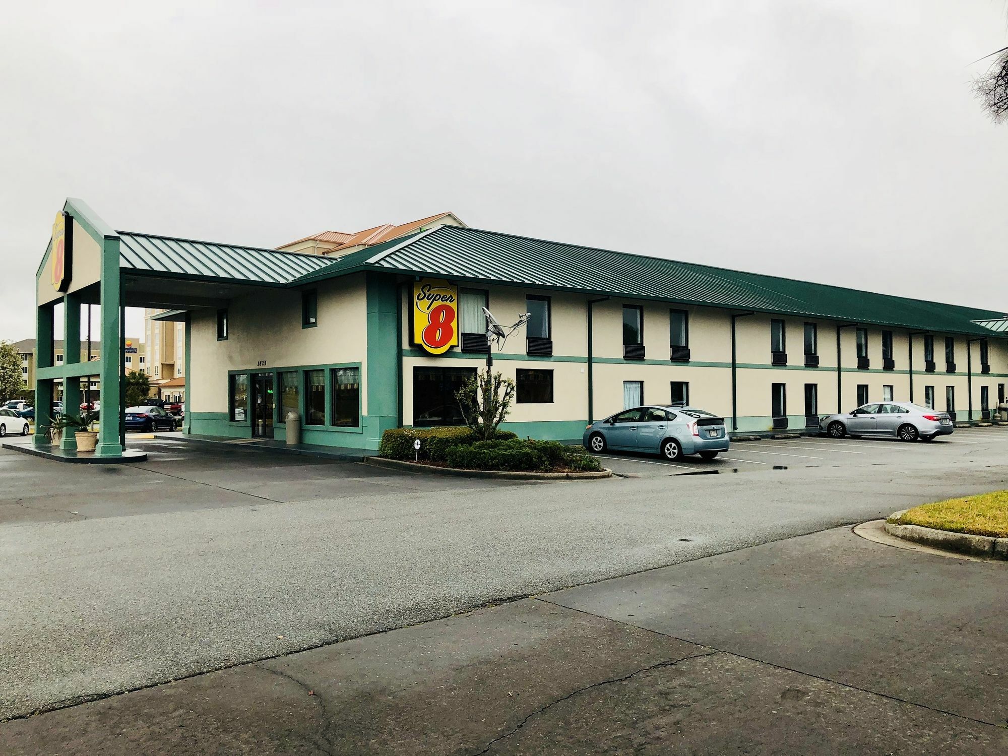 Отель Super 8 By Wyndham Valdosta Ga I-75 Экстерьер фото